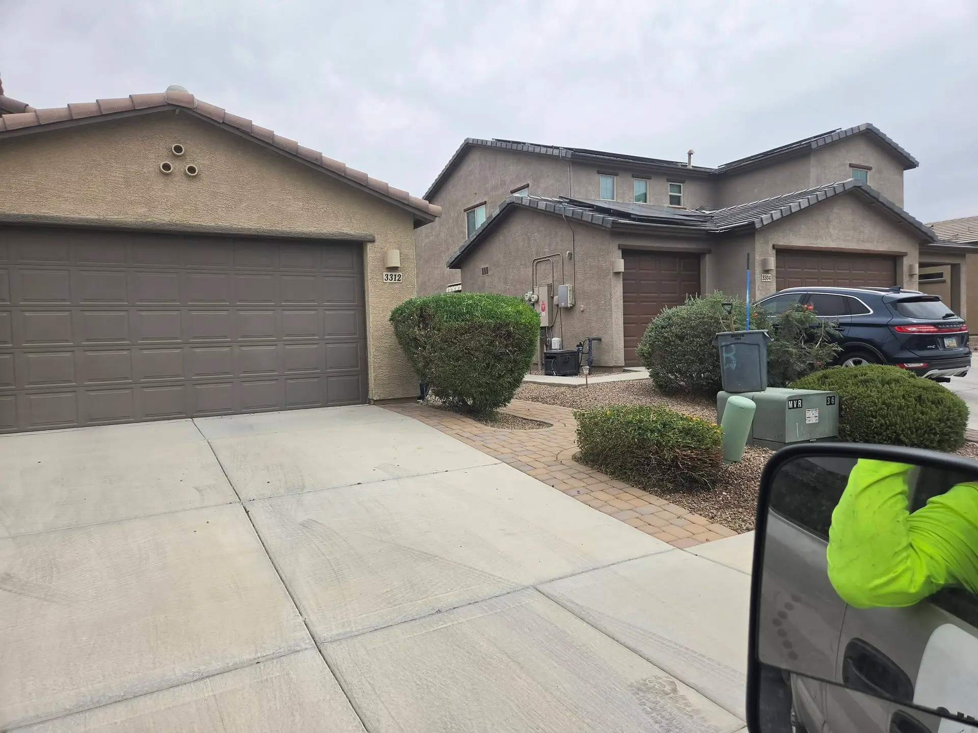 Freshly trimmed shrubs and new decorative rock on a Tucson, Arizona landscape